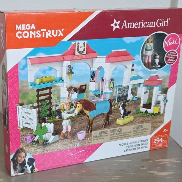 Mega Construx | American Girl - Nicki's Horse Stable - Picture 1 of 2
